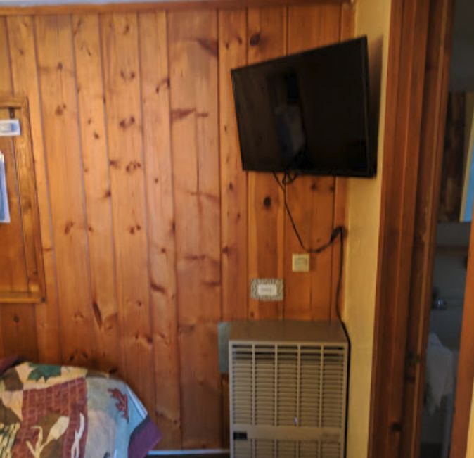 Day Star Motel at Wolf Lake (Wolf Lake Motel) - From Web Listing (newer photo)